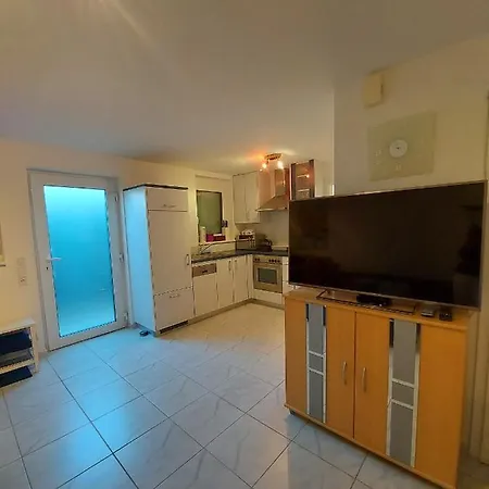 アパート Zwischen Freiburg Und Europa Park Rust Nur 200m Zur S-bahn